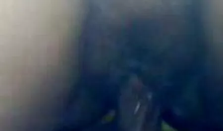 Hottie bekommt ihren deutsche pornos free Arsch geschlagen