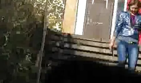 Eine Blondine kostenlose pornos deutsche will einen massiven Dildo
