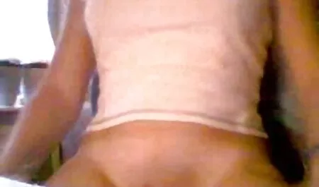 Reife Dame mit sexy glatten deutsche pornos mit handlung Füßen