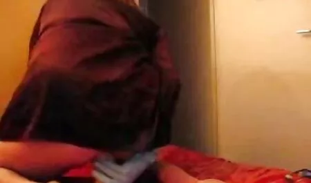Schlampe blonde sexfilme bauernhof ficken mit 2 fremden! Französischer Amateur