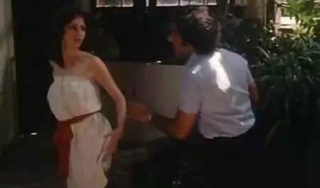 Jamie Valentine rächt deutsche pornos gratis schauen ihre Freundin, indem sie ihren Freund fickt