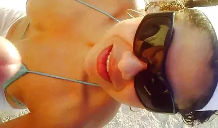 Muschi deutsche pornios von einem großen lila Dildo gefickt