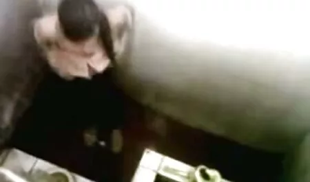BBW necken sich gegenseitig 2 sexfilme in voller länge