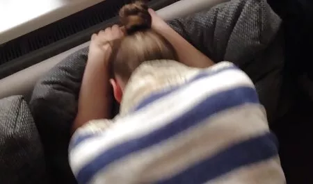 Oma in Lust masturbiert ihre alte deutsche pornofilme alte Muschi